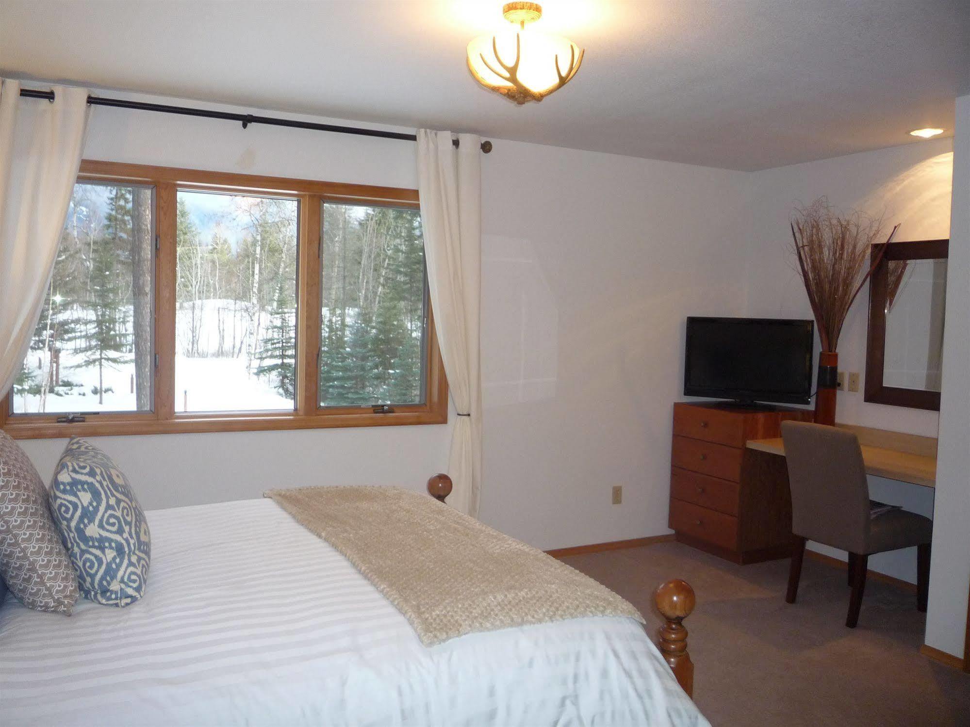 Meadow Lake View Bed And Breakfast Колумбія-Фоллс Екстер'єр фото